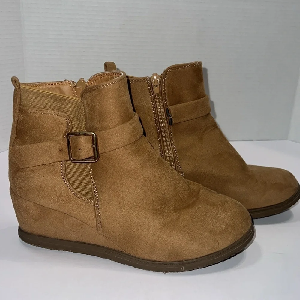 Women’s high boots size 9 good condition used - Picture 3 of 8